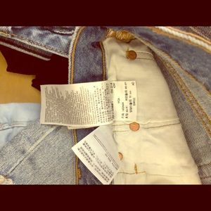 Levi’s 501 hi-rise shorts size 26